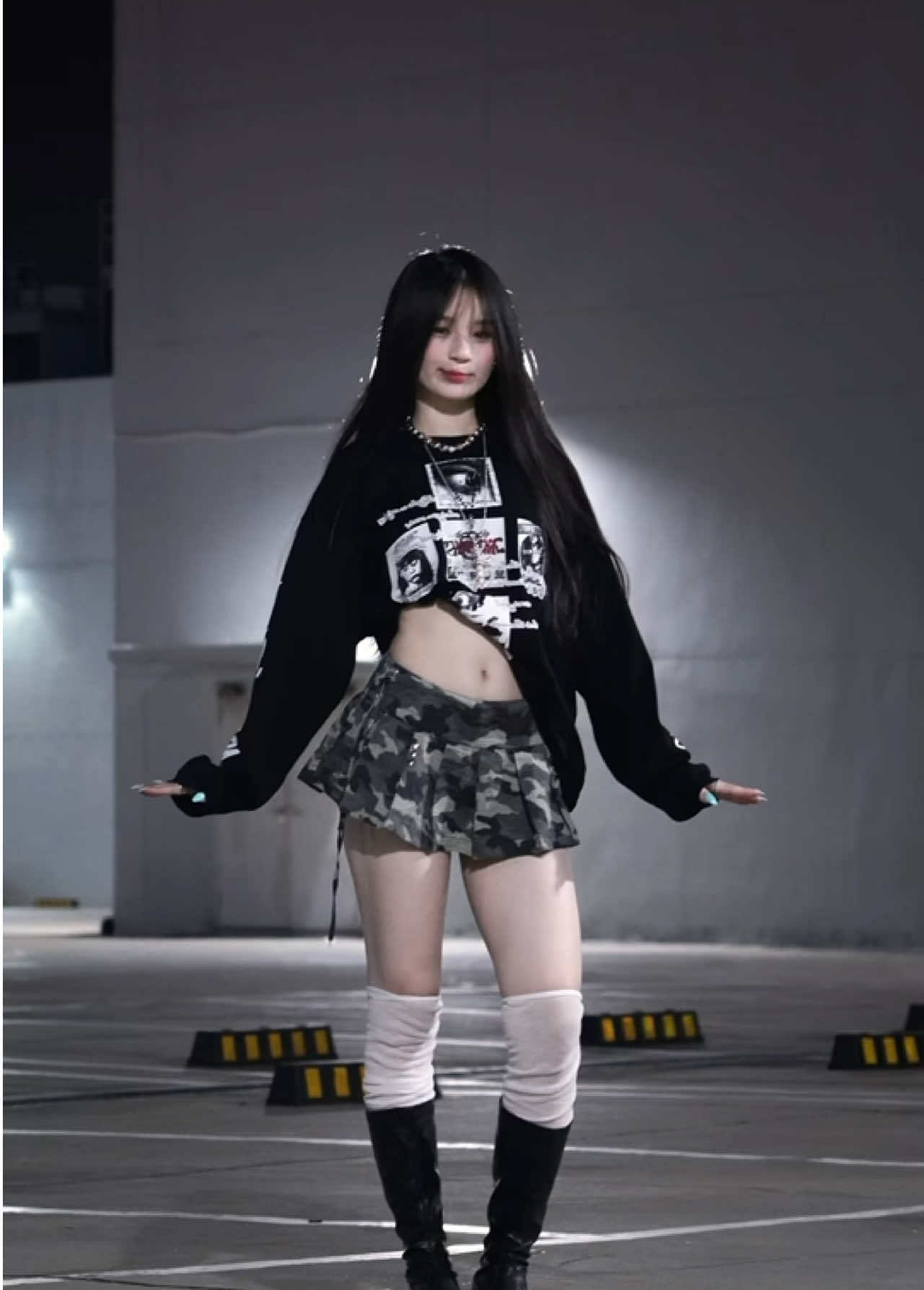 @Cam V&acirc;n 🌷
