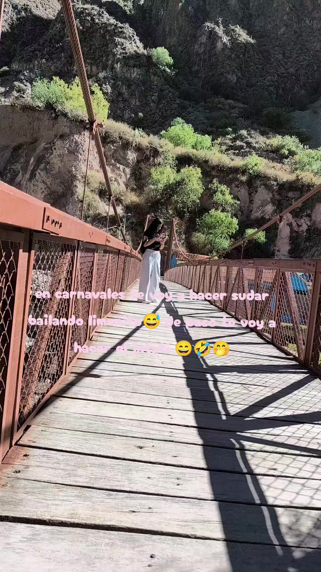 @HELEN❣️ 🐝🦋 RAYO DE LUZ 🦋🐝