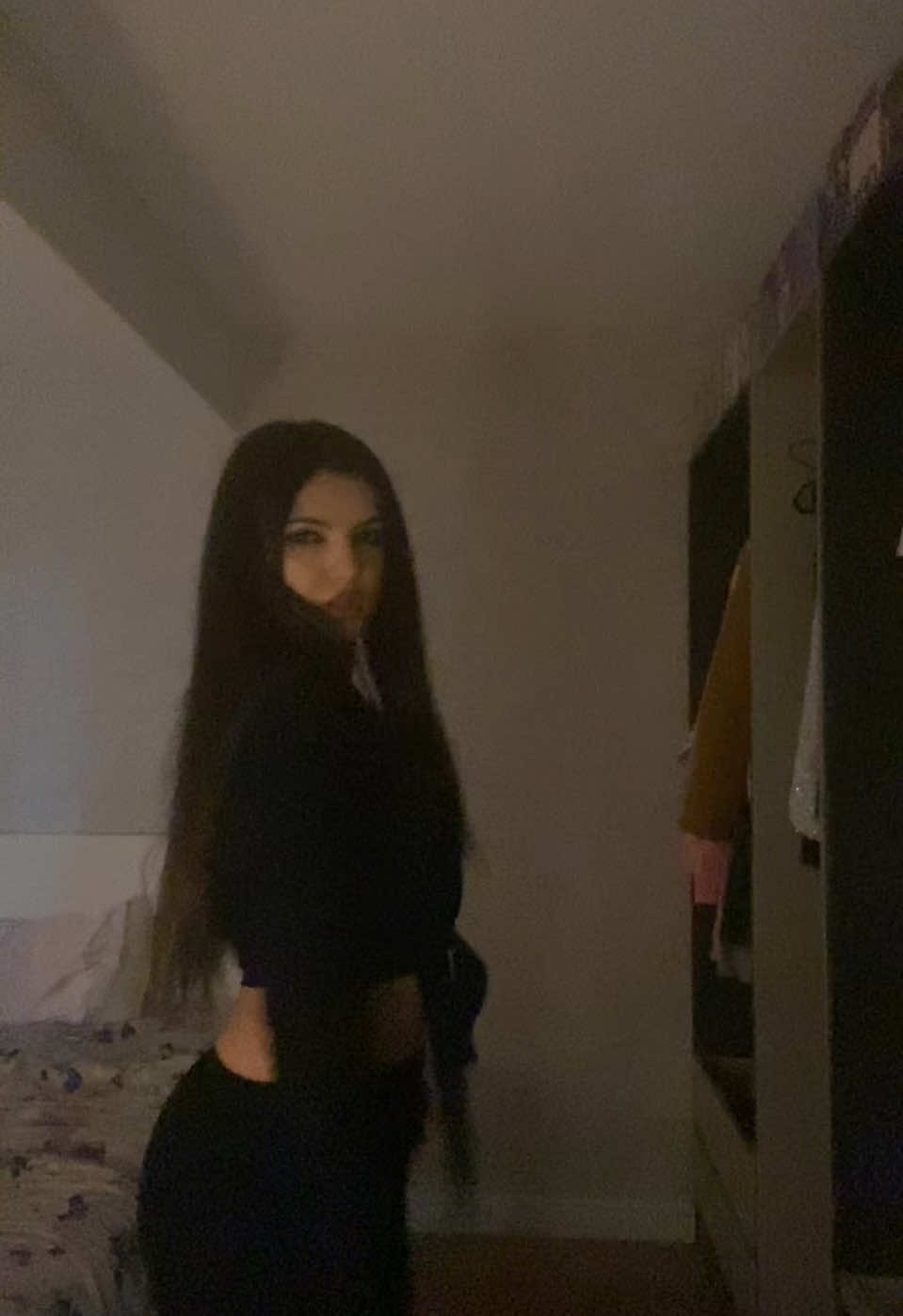 @S a r a 🇷🇴