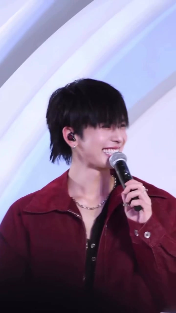 @ෆ˚⋆୨ มอนอ ୧⋆˚ෆ