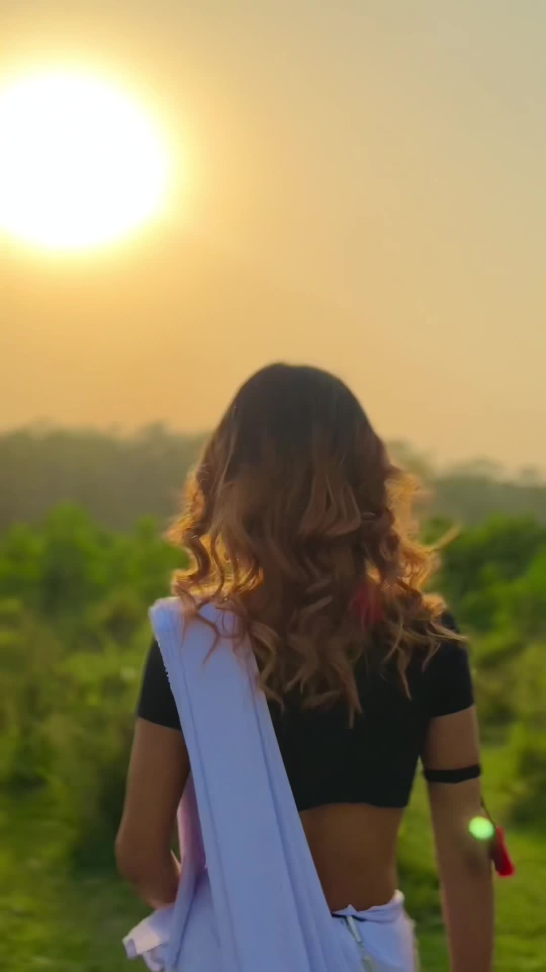 @Poonam ᥫ᭡