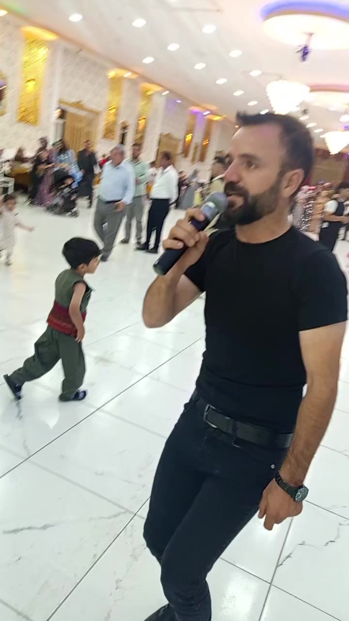@HOZAN BAVER🎙️🎙️