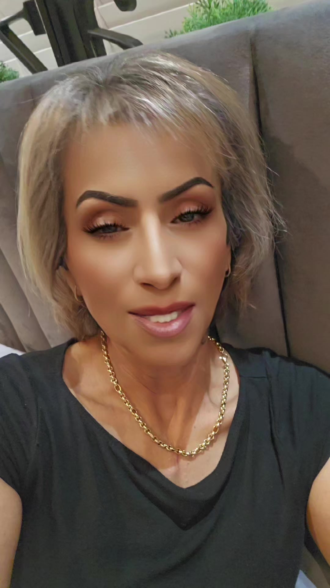 @Dee