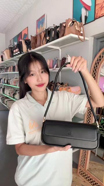 @Kaw Ni Naing(Baby Care&Bag)