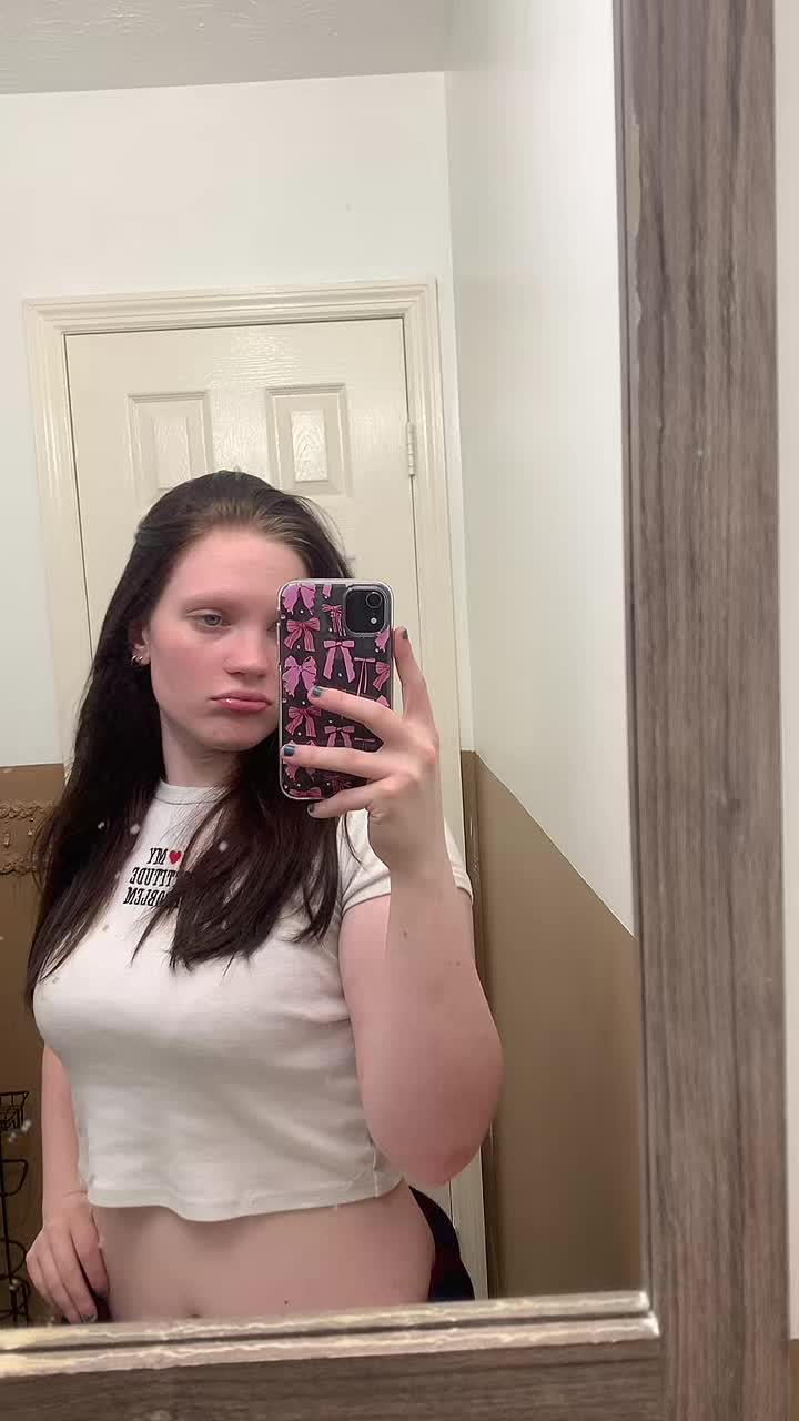 @Shay🦋.