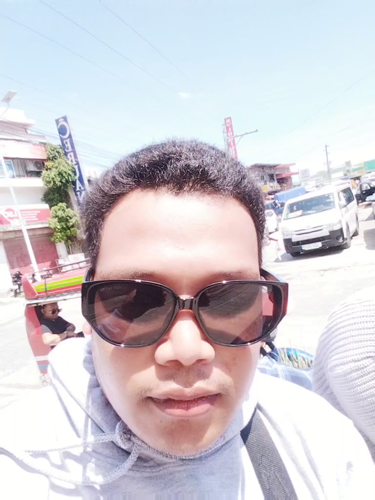@russelquinopadilla