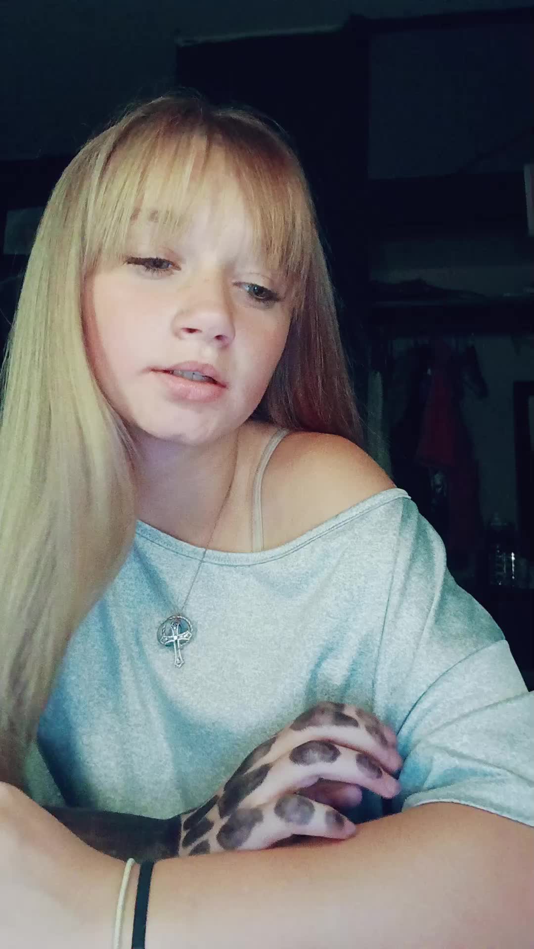 @AlwaysLilyPoems