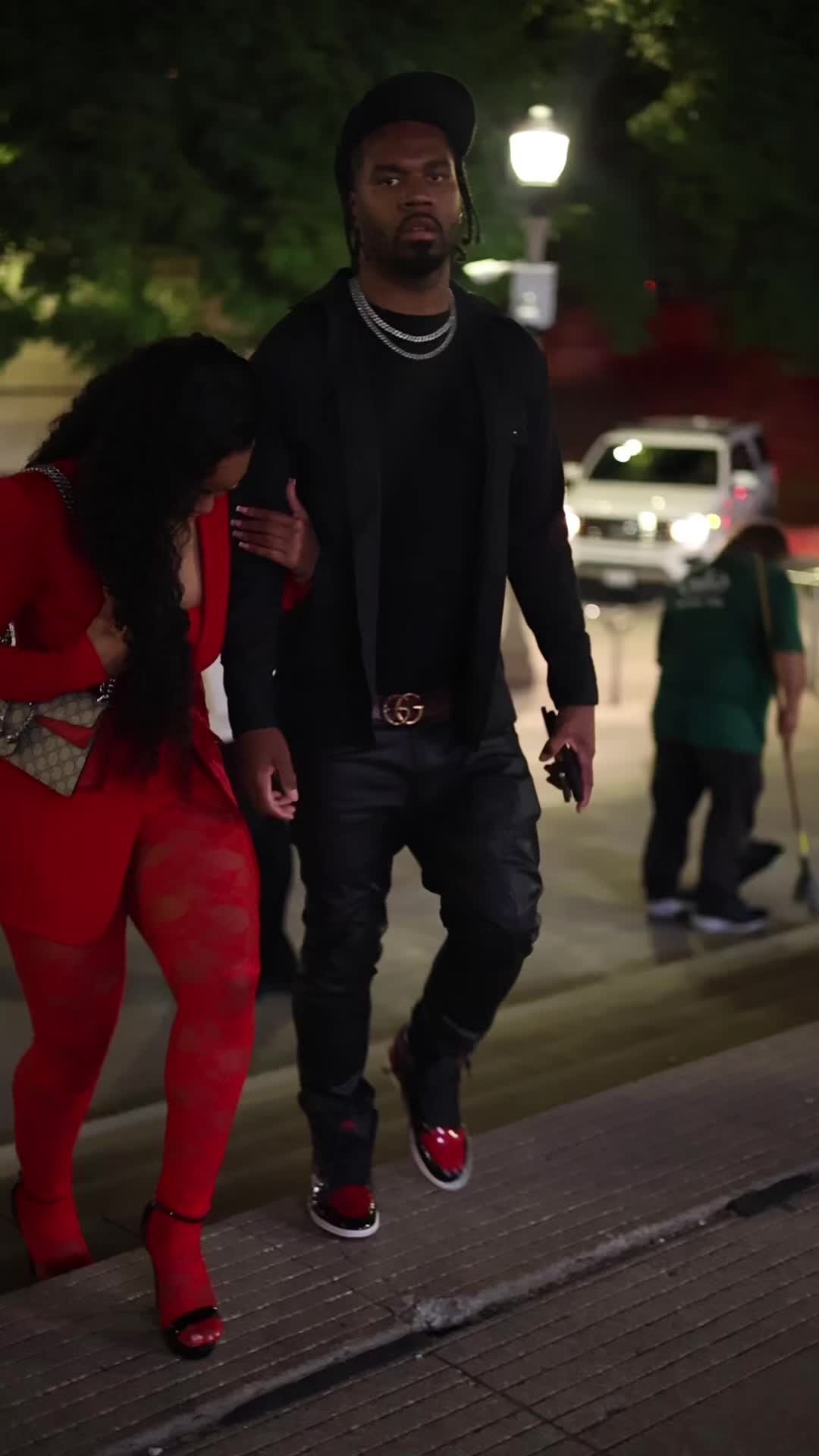 @Djsavage215