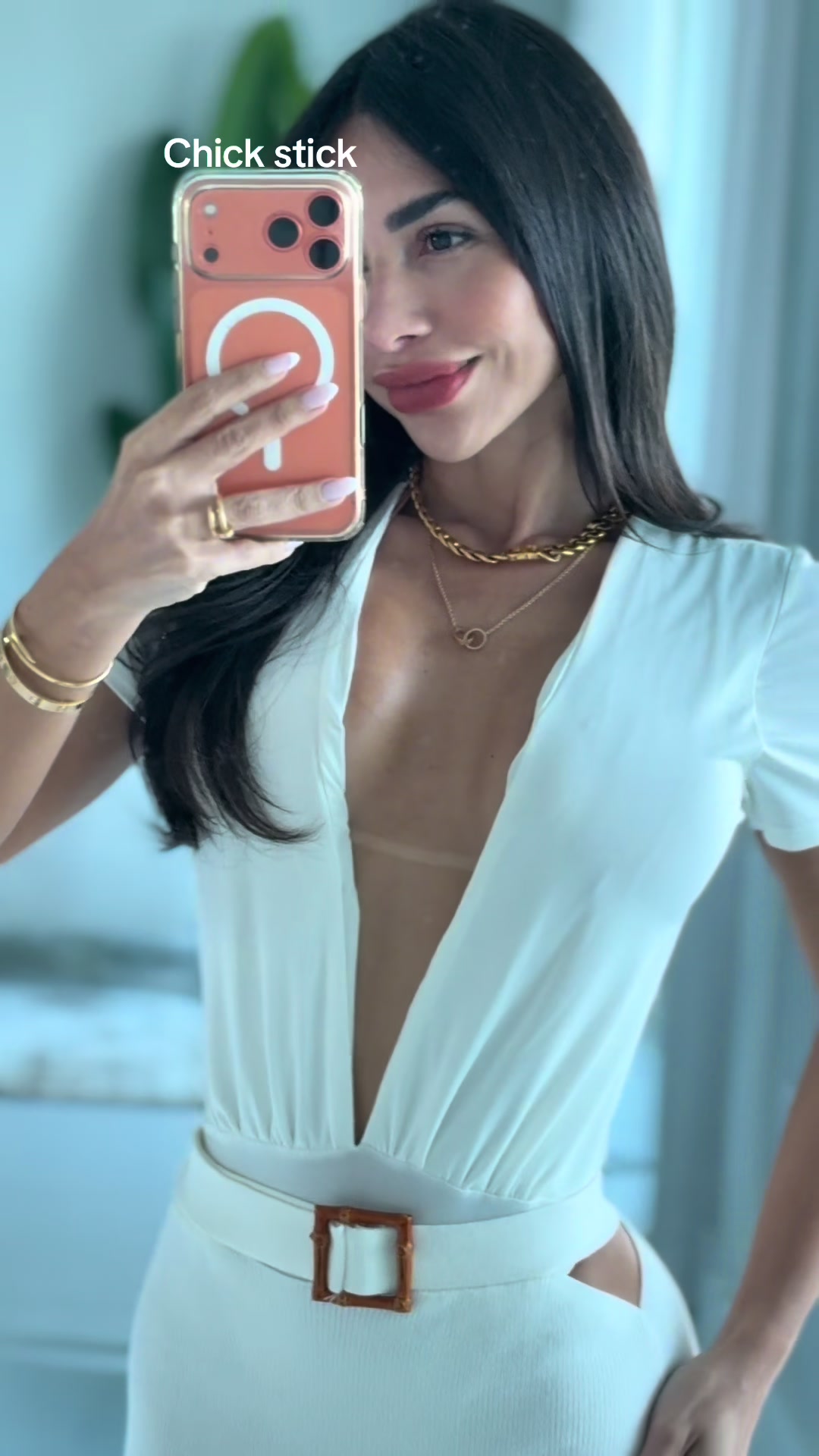 @Alessandra Leon