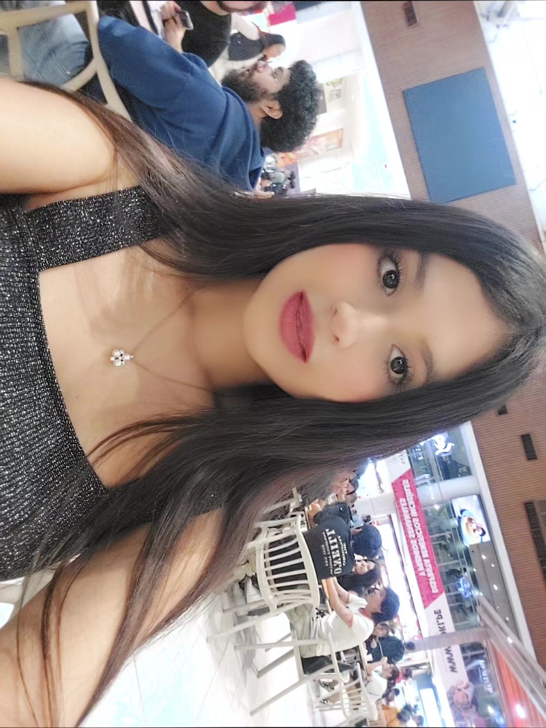 @Sofiaaa♡