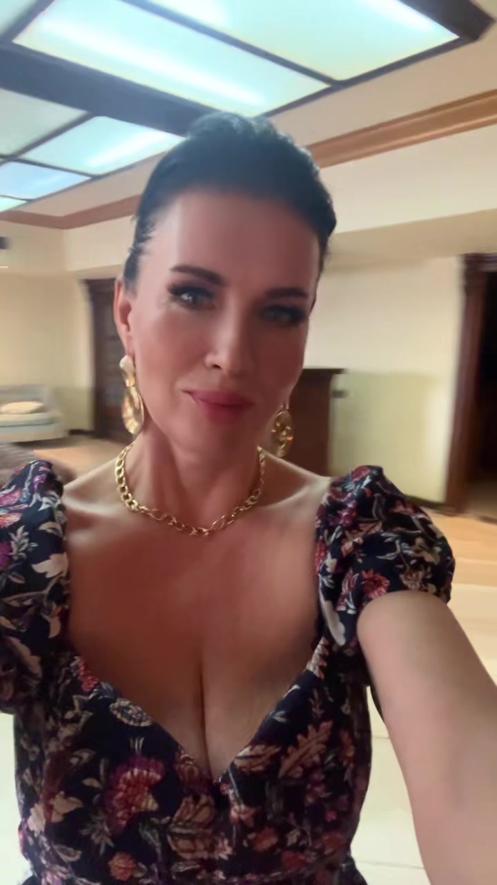 @Lena