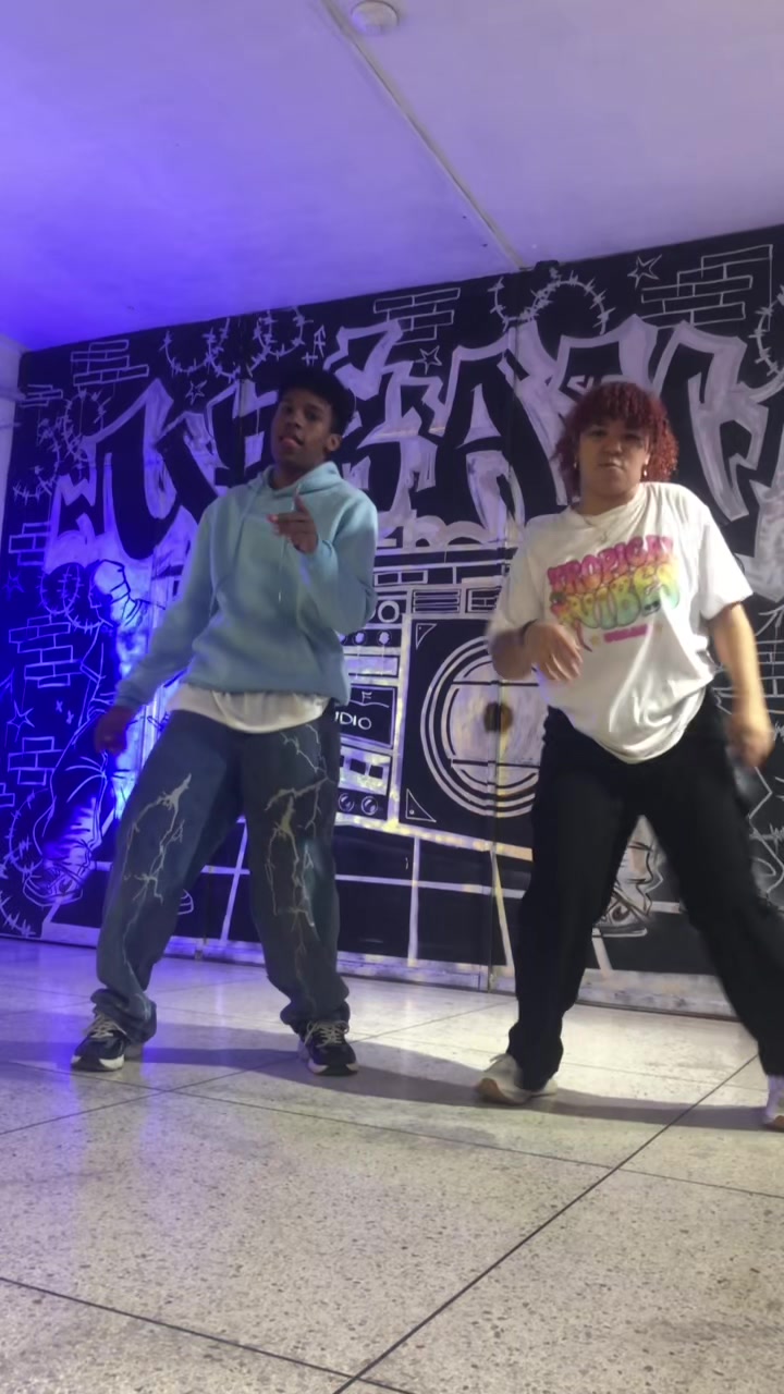 @URBAN DANCE STUDIO