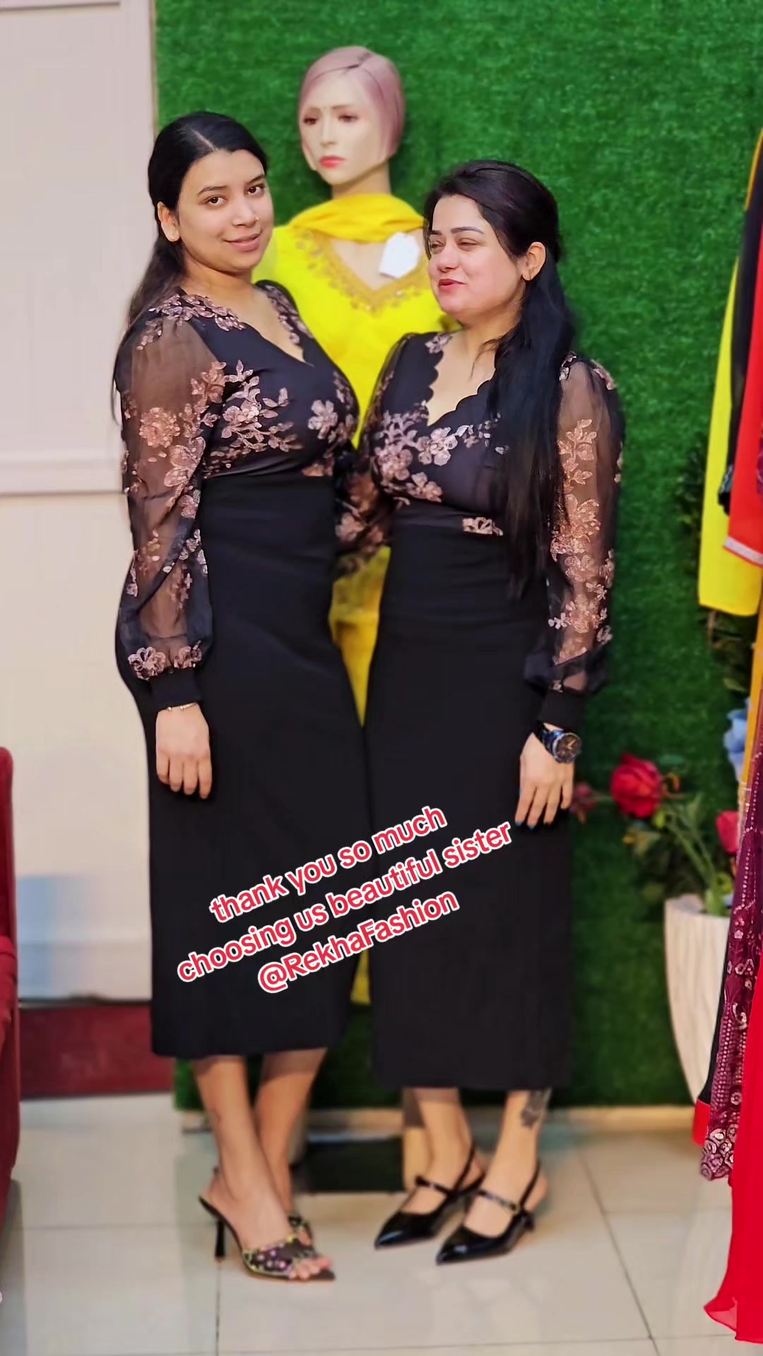 @Rekha Fashion