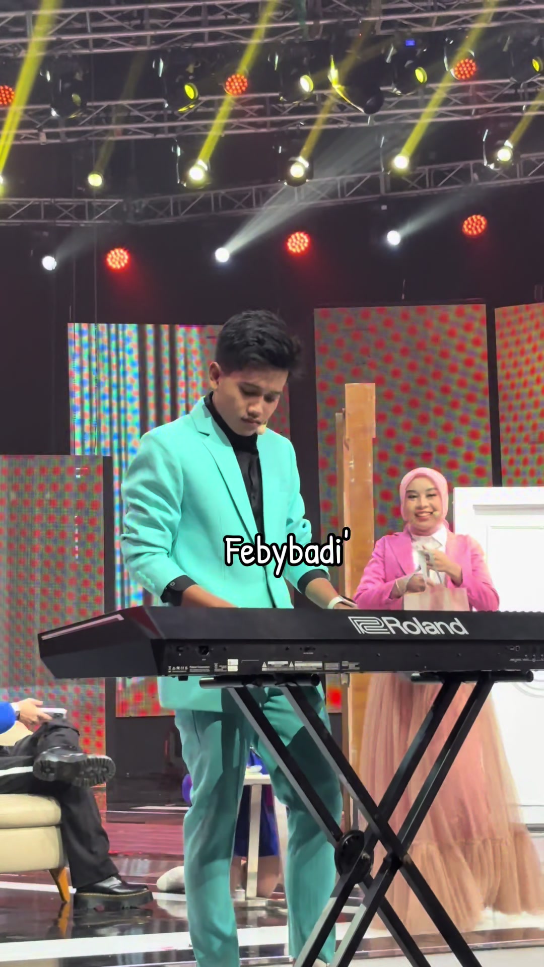 @Feby badi'