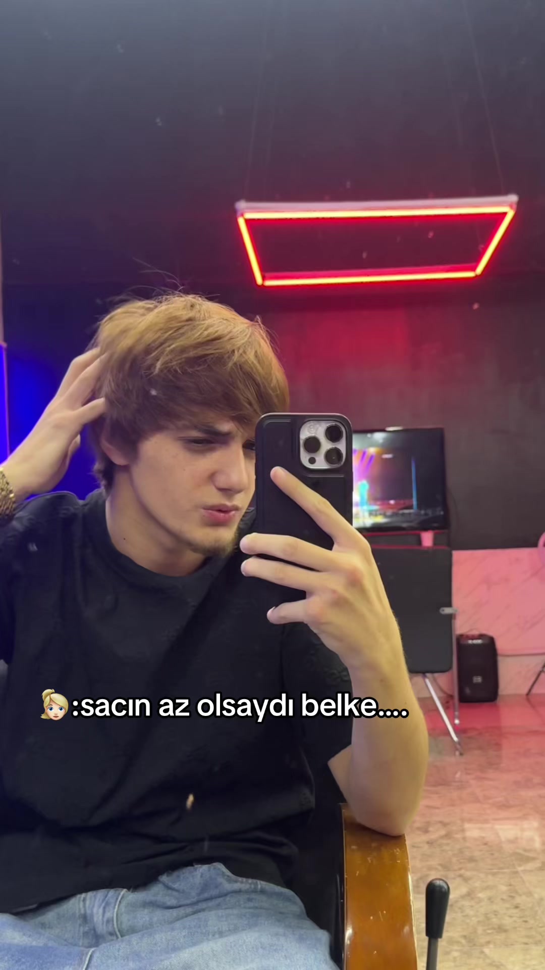 @xeyal_sarııı