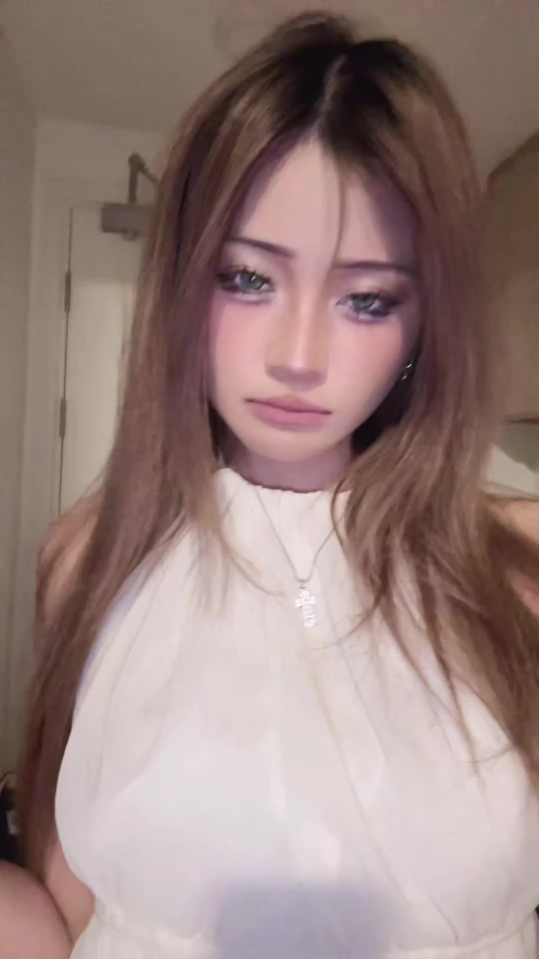 @𝐣