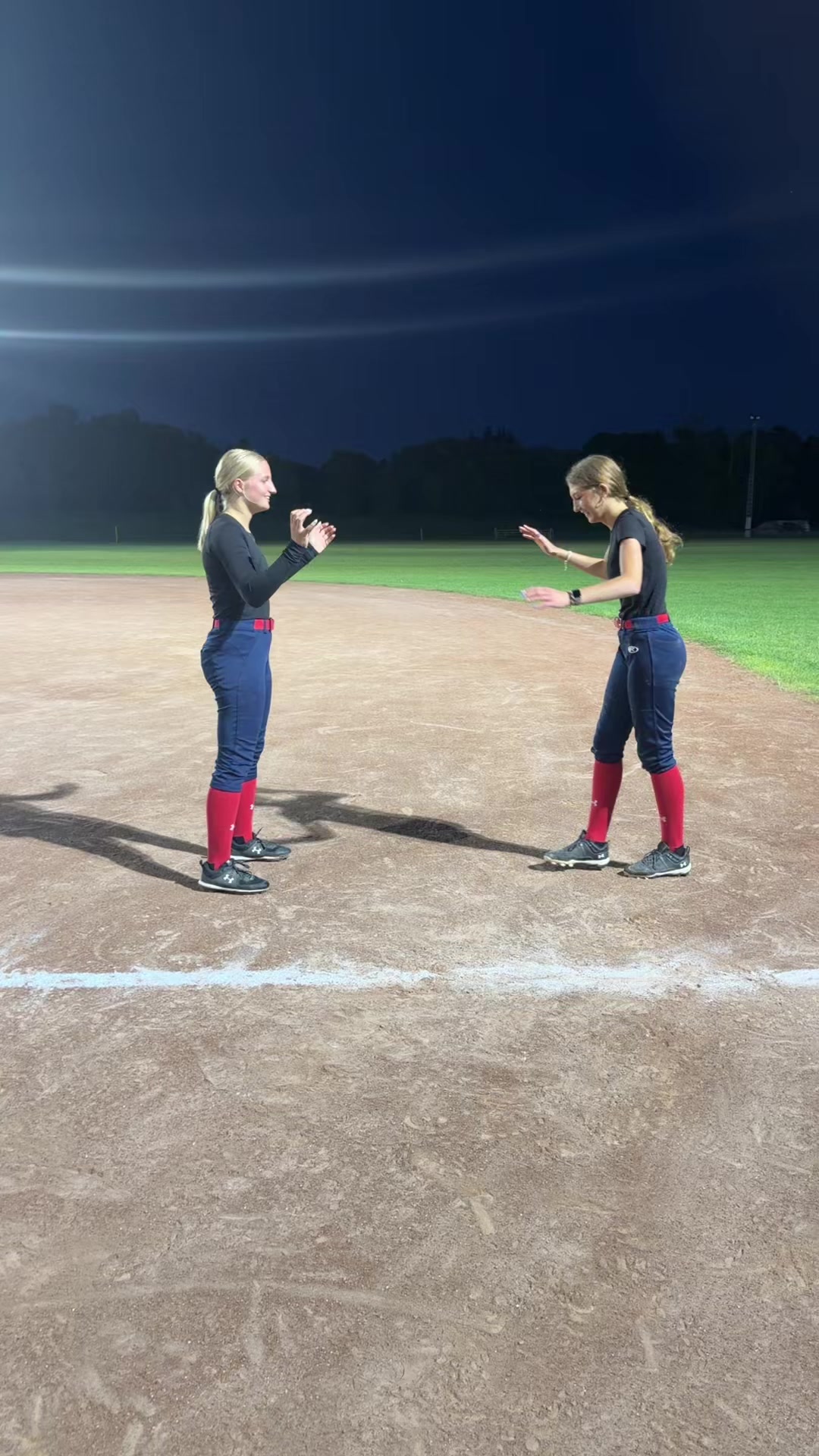 @prosoftballplayers