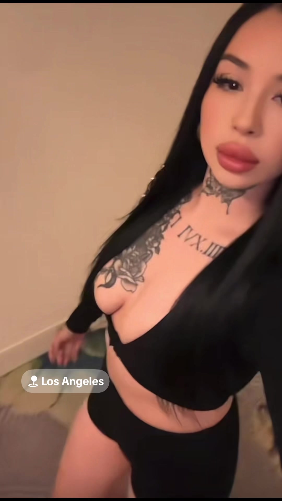 @Viviana 🦋