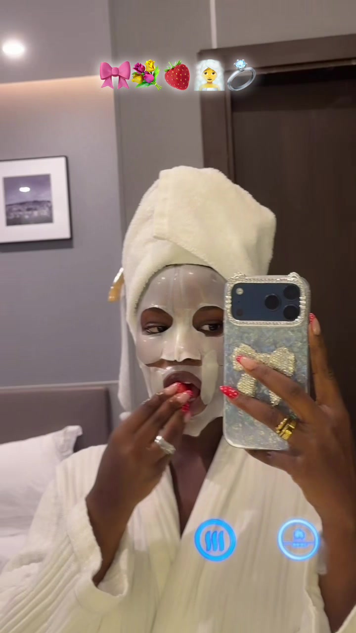 @Curvybynabou🛍️🇨🇳🇬🇲🎀