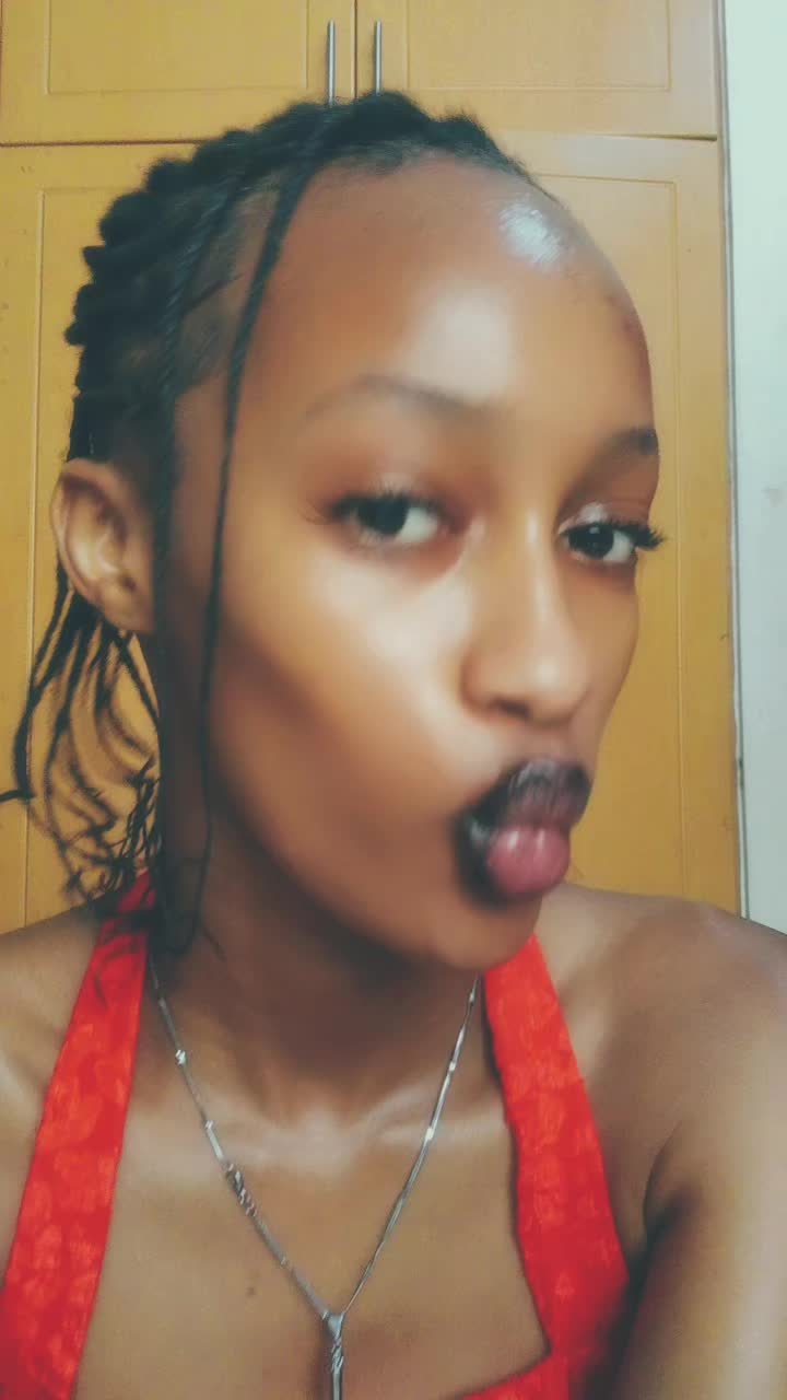 @I'm just a girl๐๐