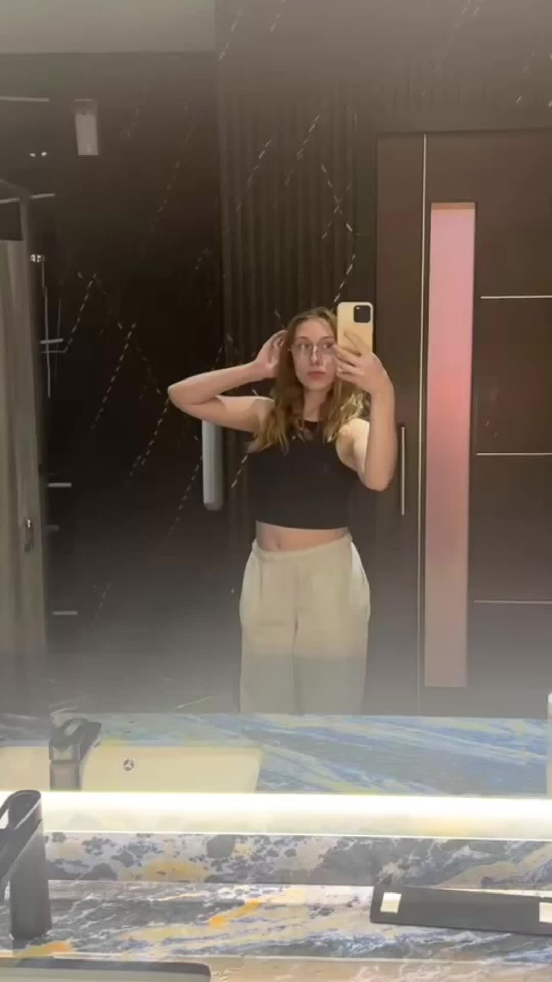 @Ayana🪐