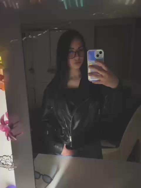 @anjicaa