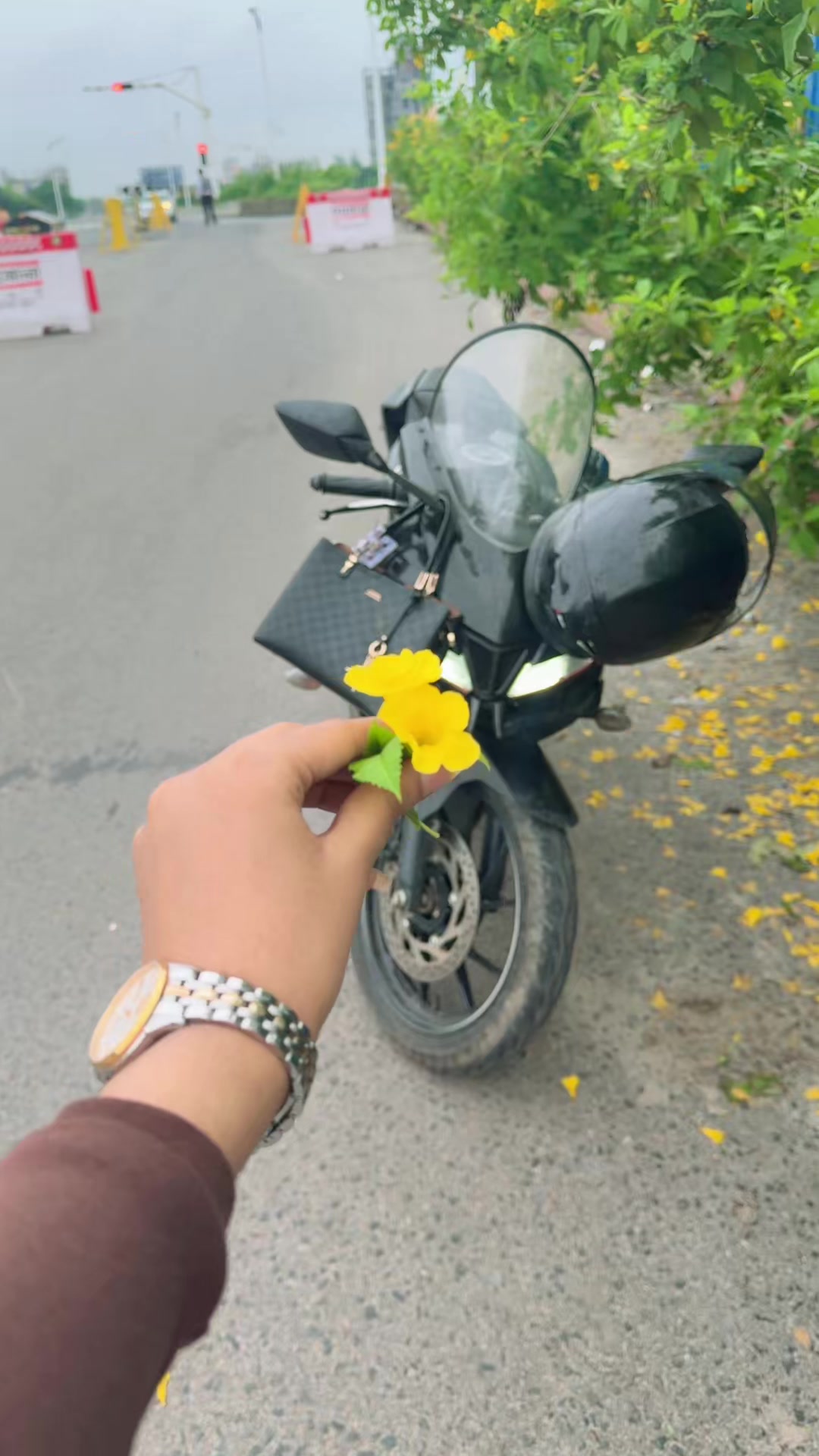 @Lady Biker Shreya
