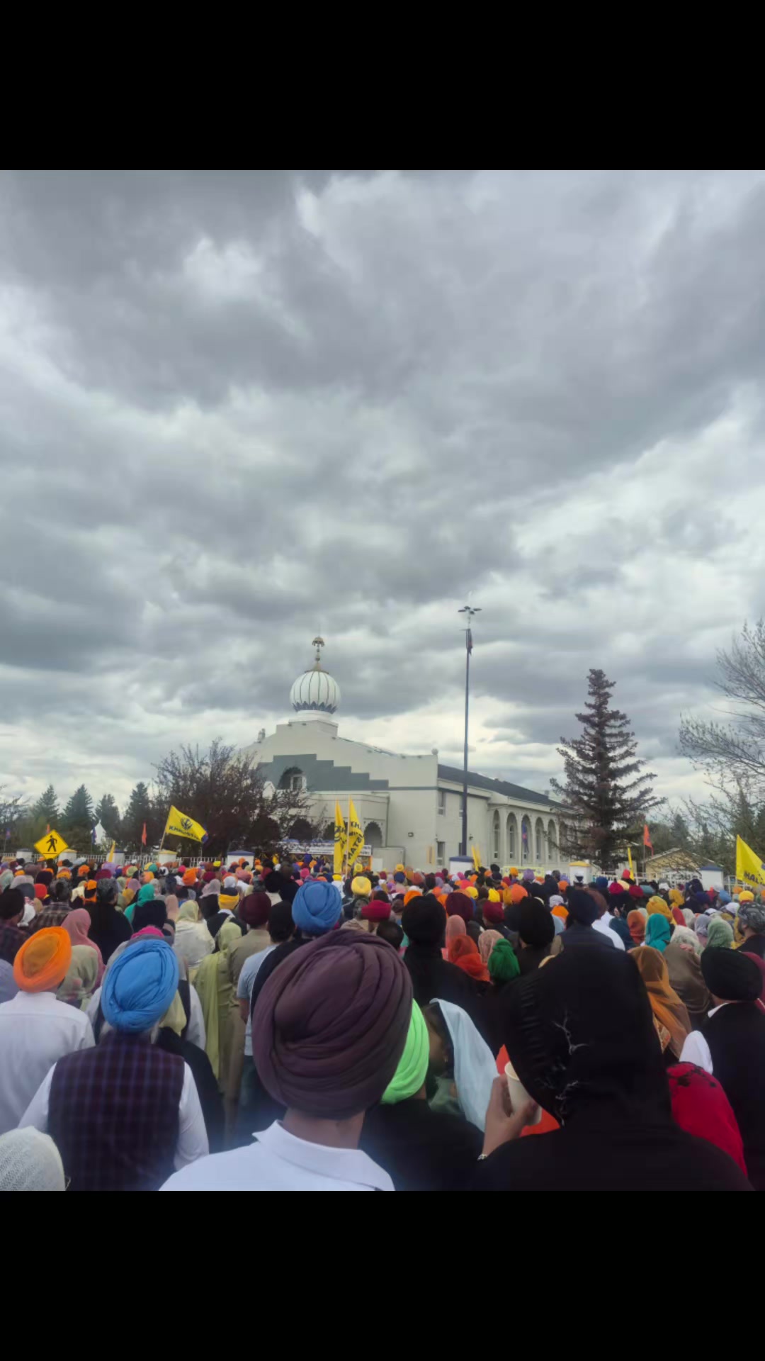 @Love🇨🇦Canada