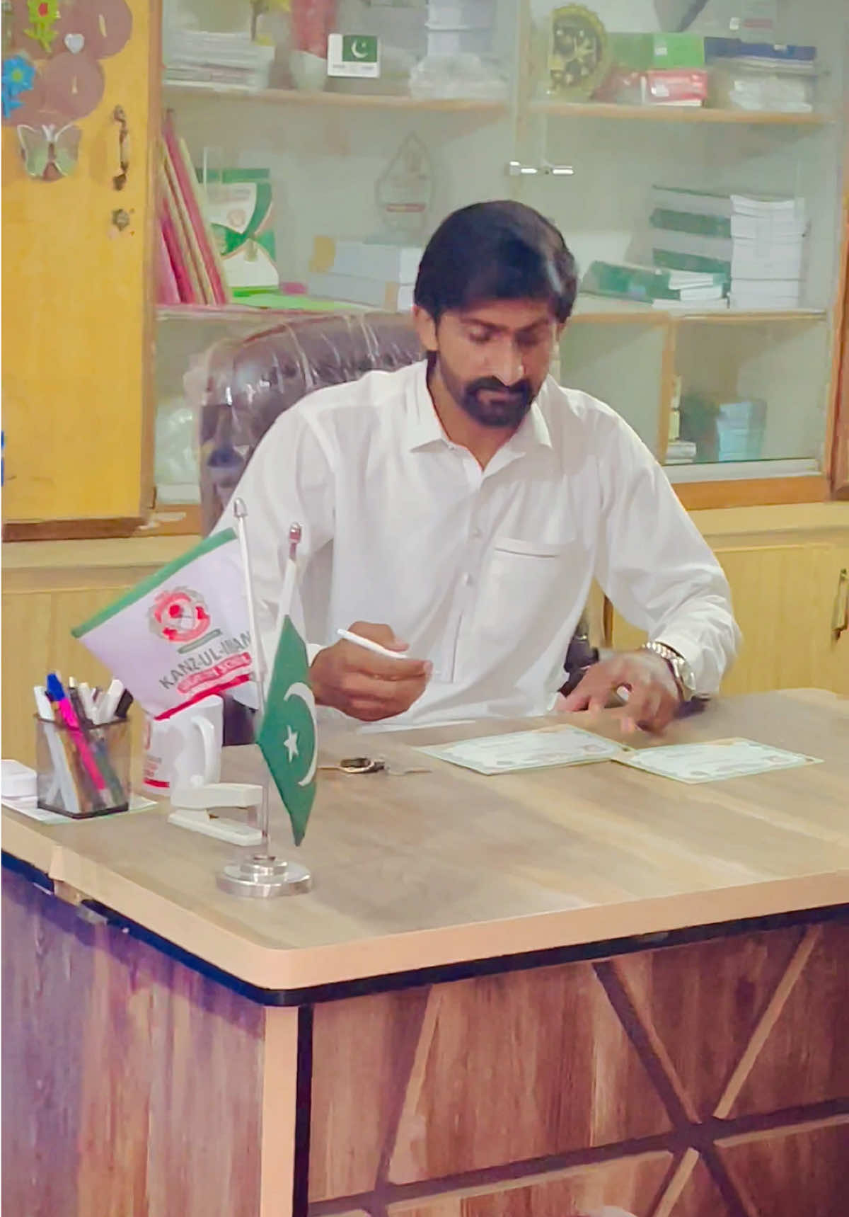 @چوھدری عمر 💫