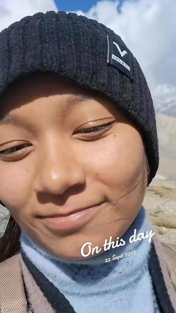 @मुना श्रेष्ठ