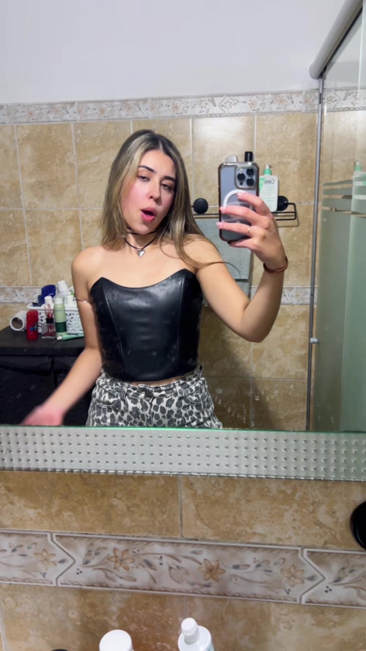 @Sofii