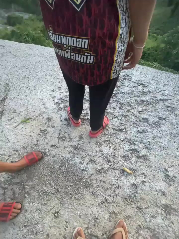 @ບີ ເອງ 🤗