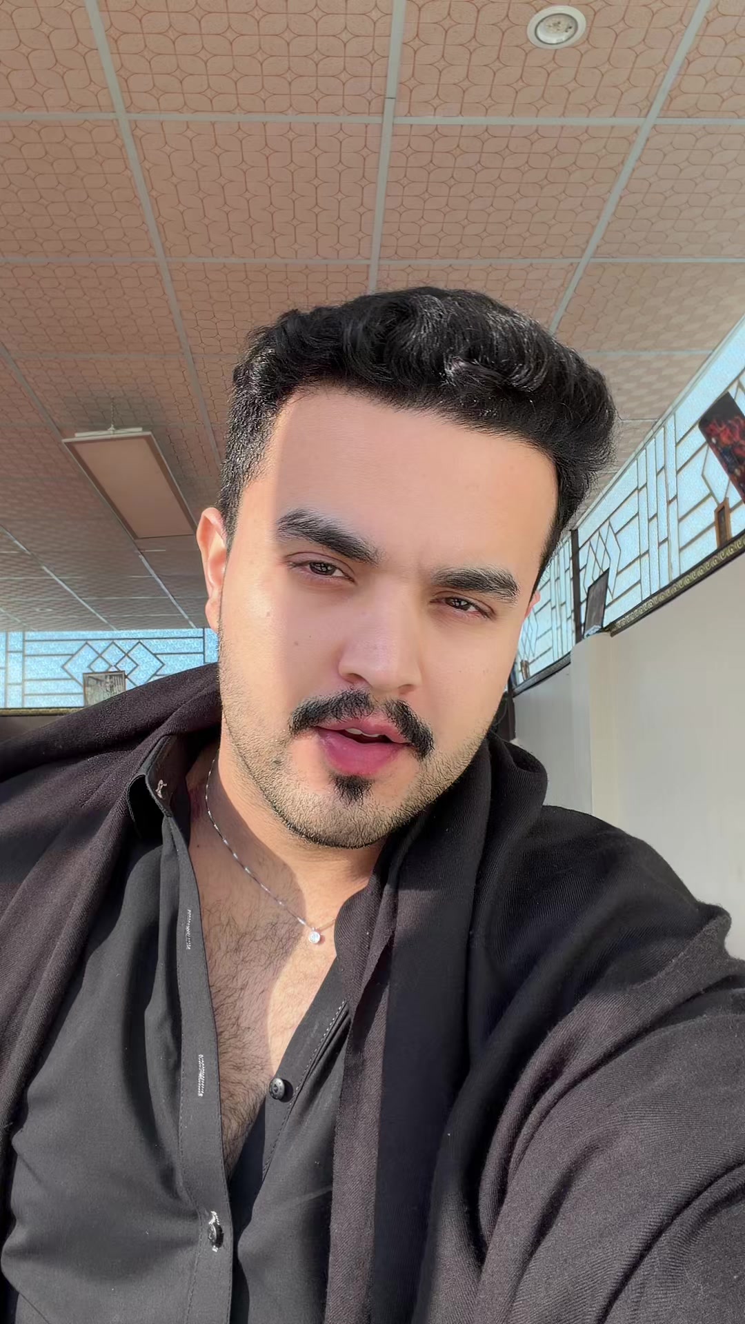 @👑Umer Khayam👑