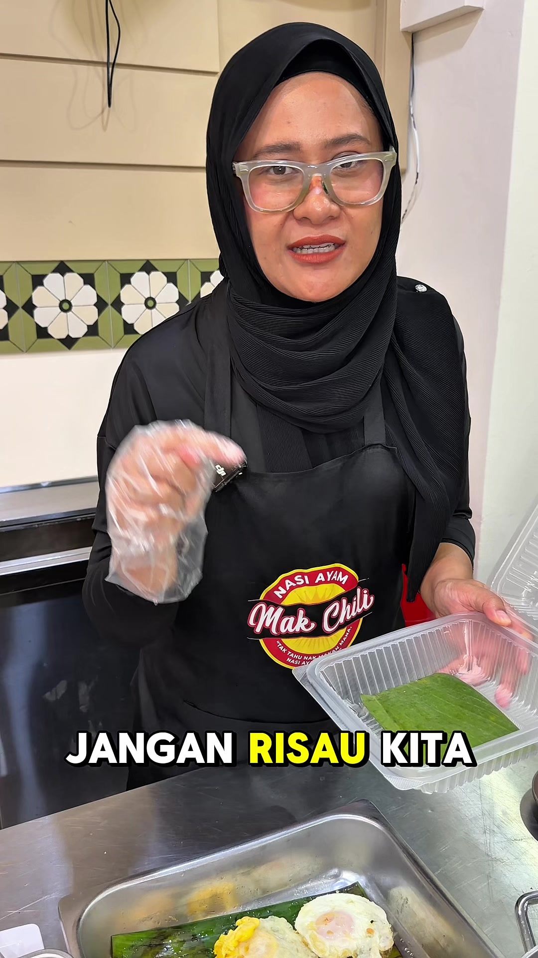 @Nasi Ayam Mak Chili