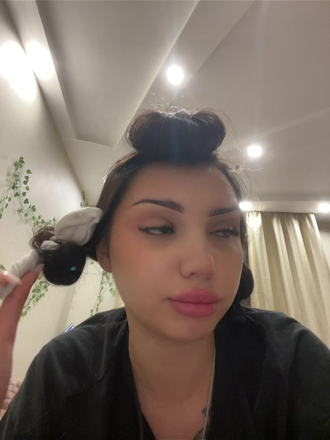 @Юлиса