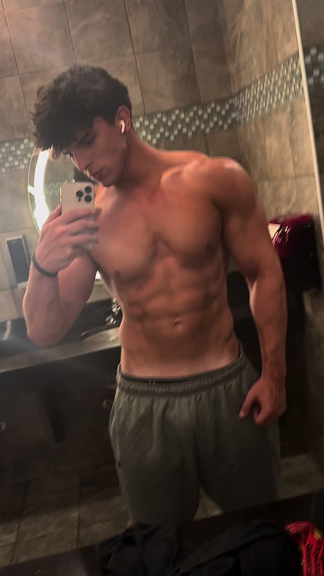 @nikod.lifts