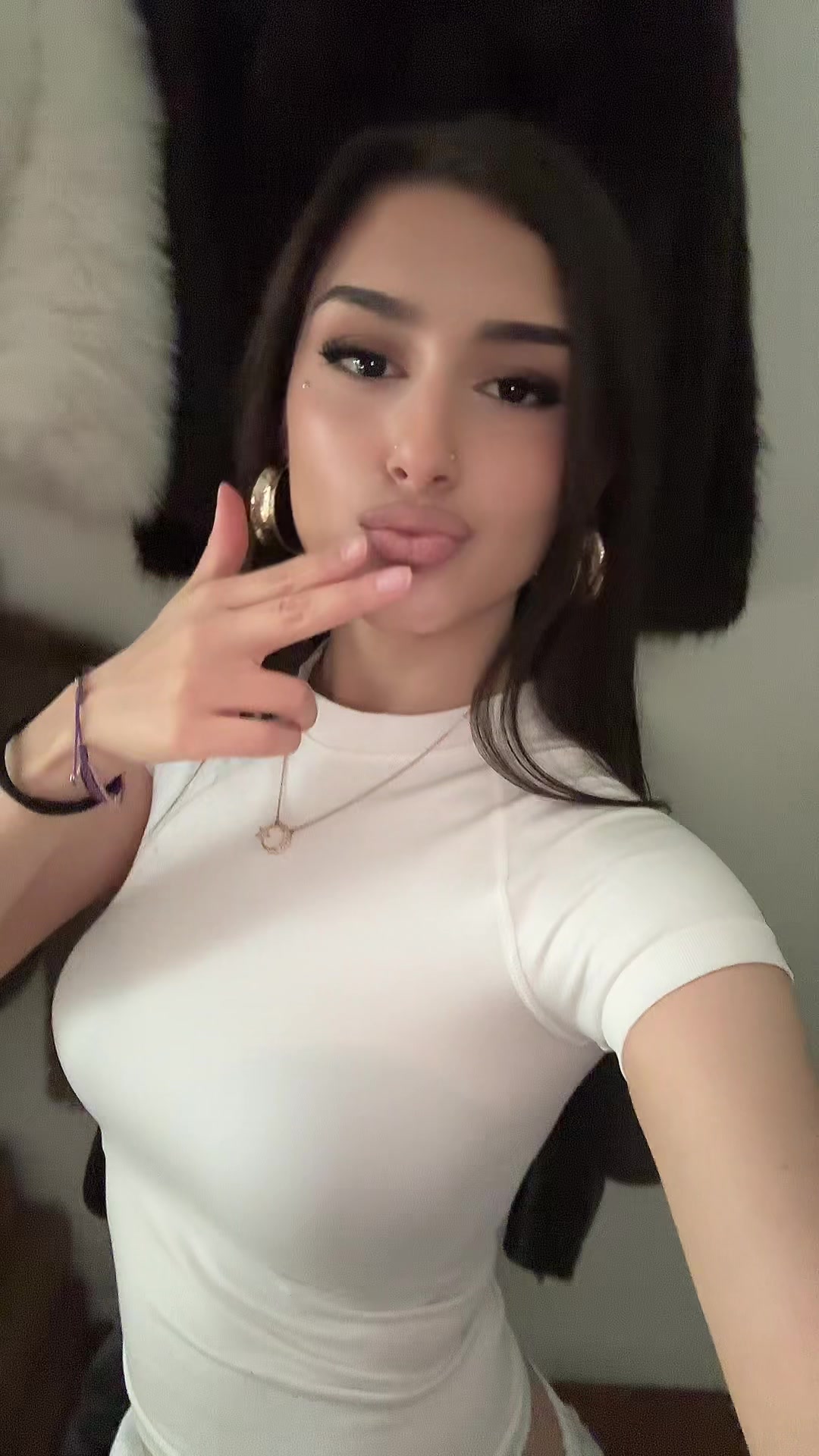 @𝑔𝓏