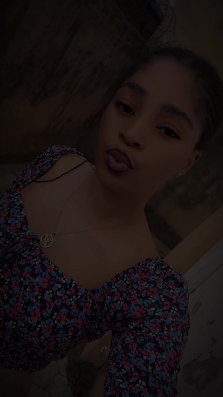 @Pretty asf🌚💕