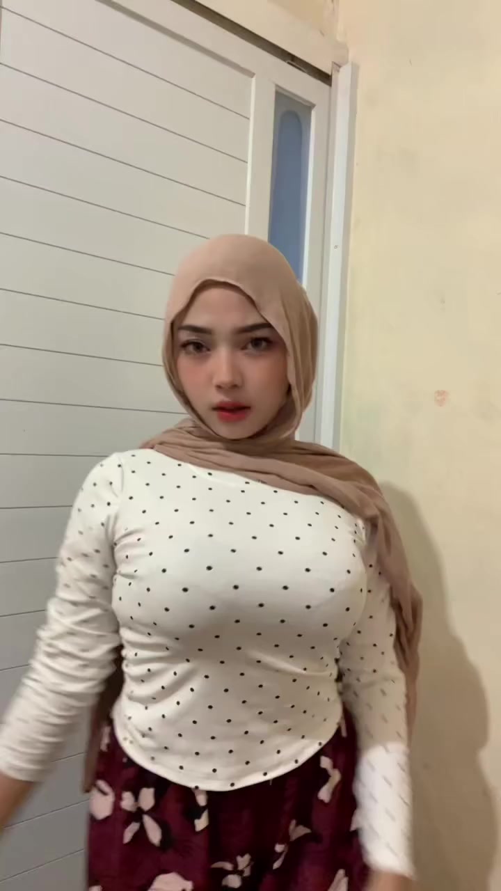 @𝐁𝐞𝐥𝐥𝐚 𝐒𝐲𝐚𝐡𝐟𝐢𝐫𝐚 ❤️