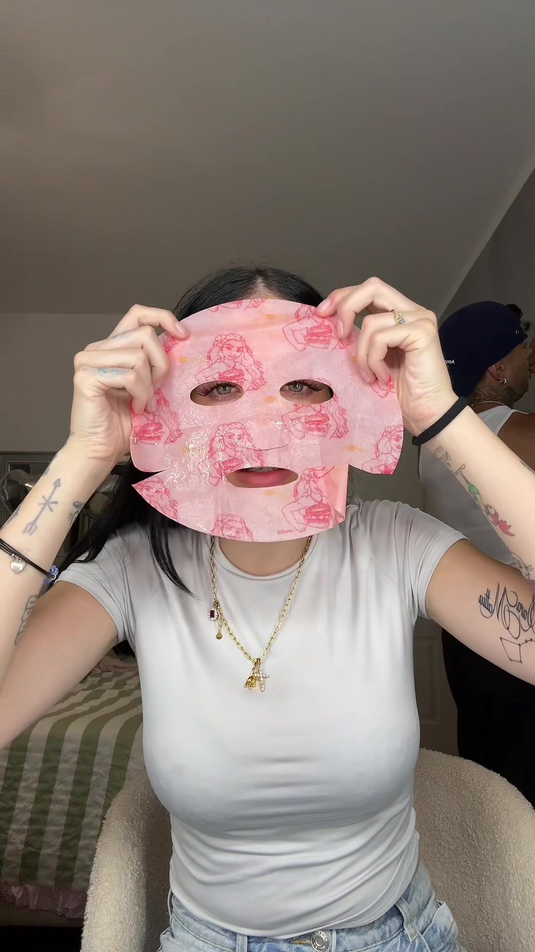 @sara.disturco