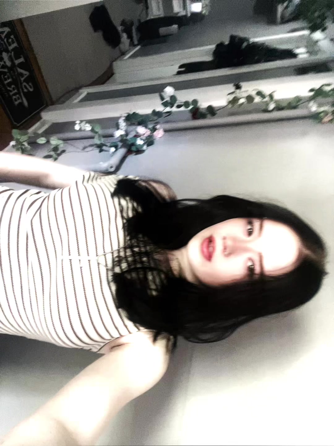 @༺♱༻