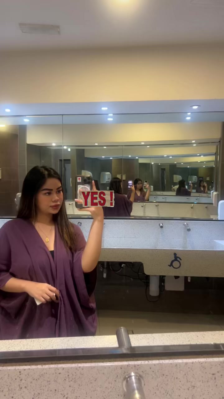 @Ak♥️