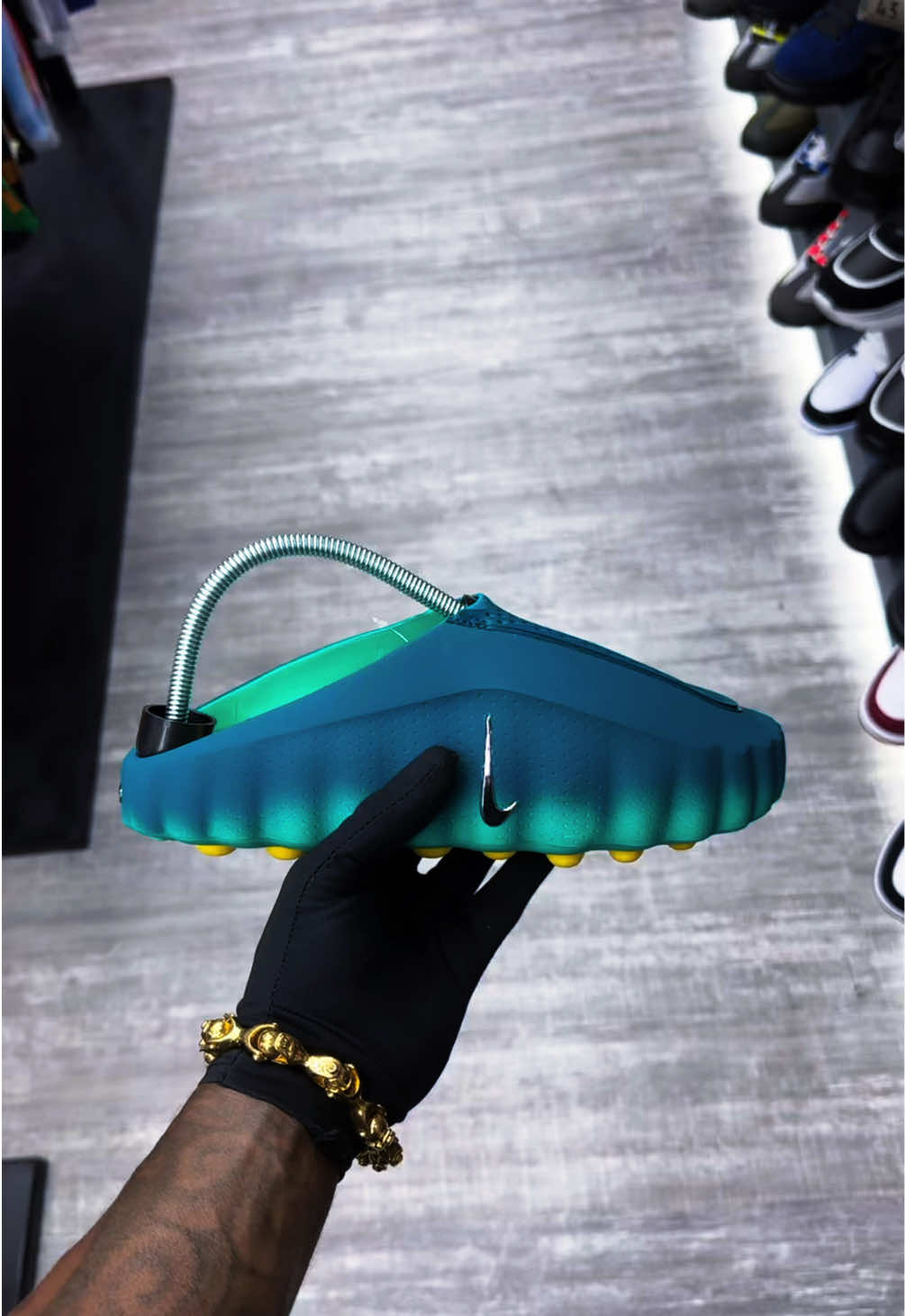 @Thechaserfashion