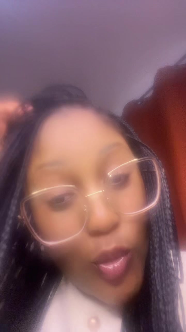@MesquitaEliane