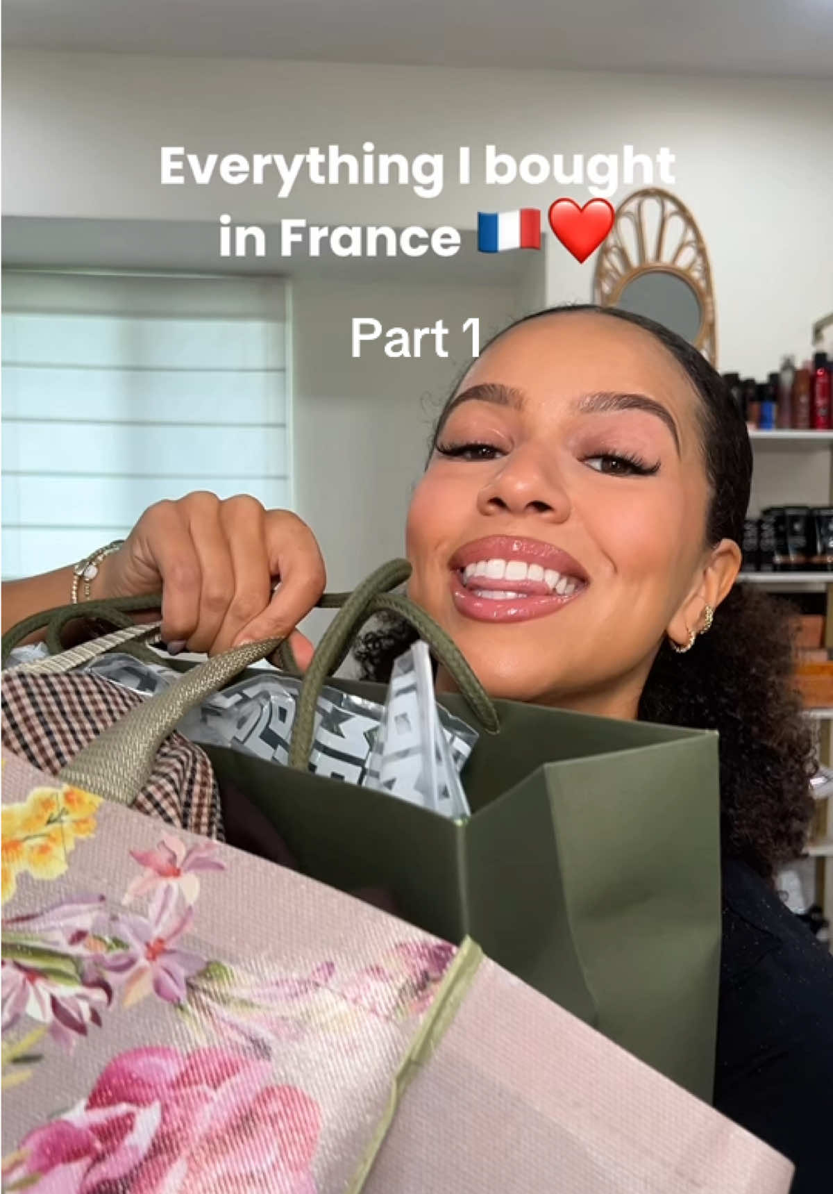 @JAEL| MUA | MIA/TPA CREATOR 🌴