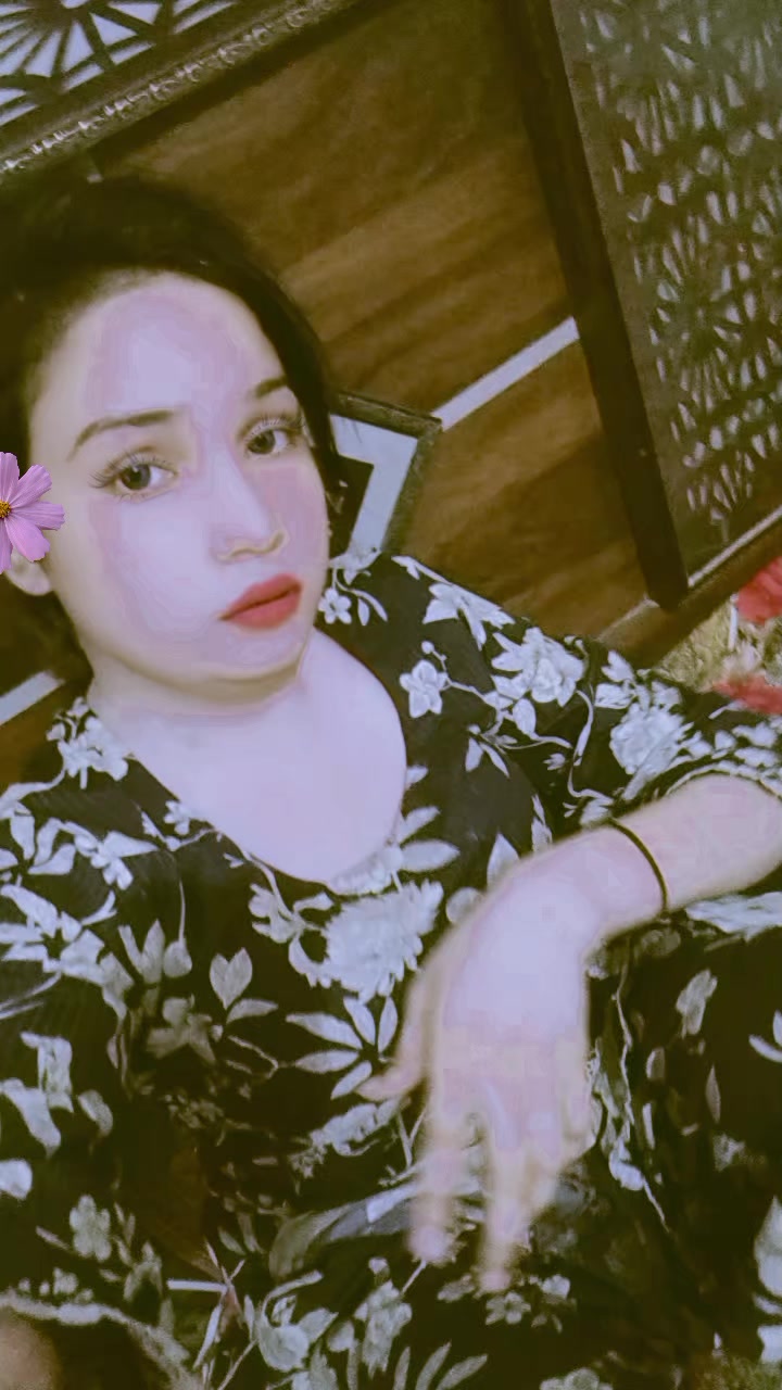 @MADAM HAYA SEXY