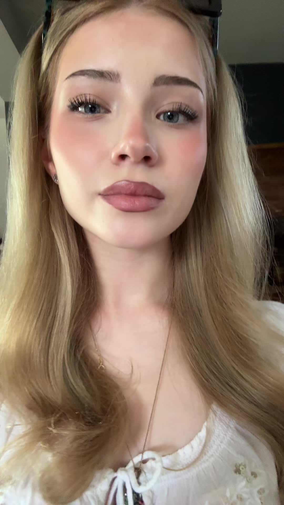 @Laura