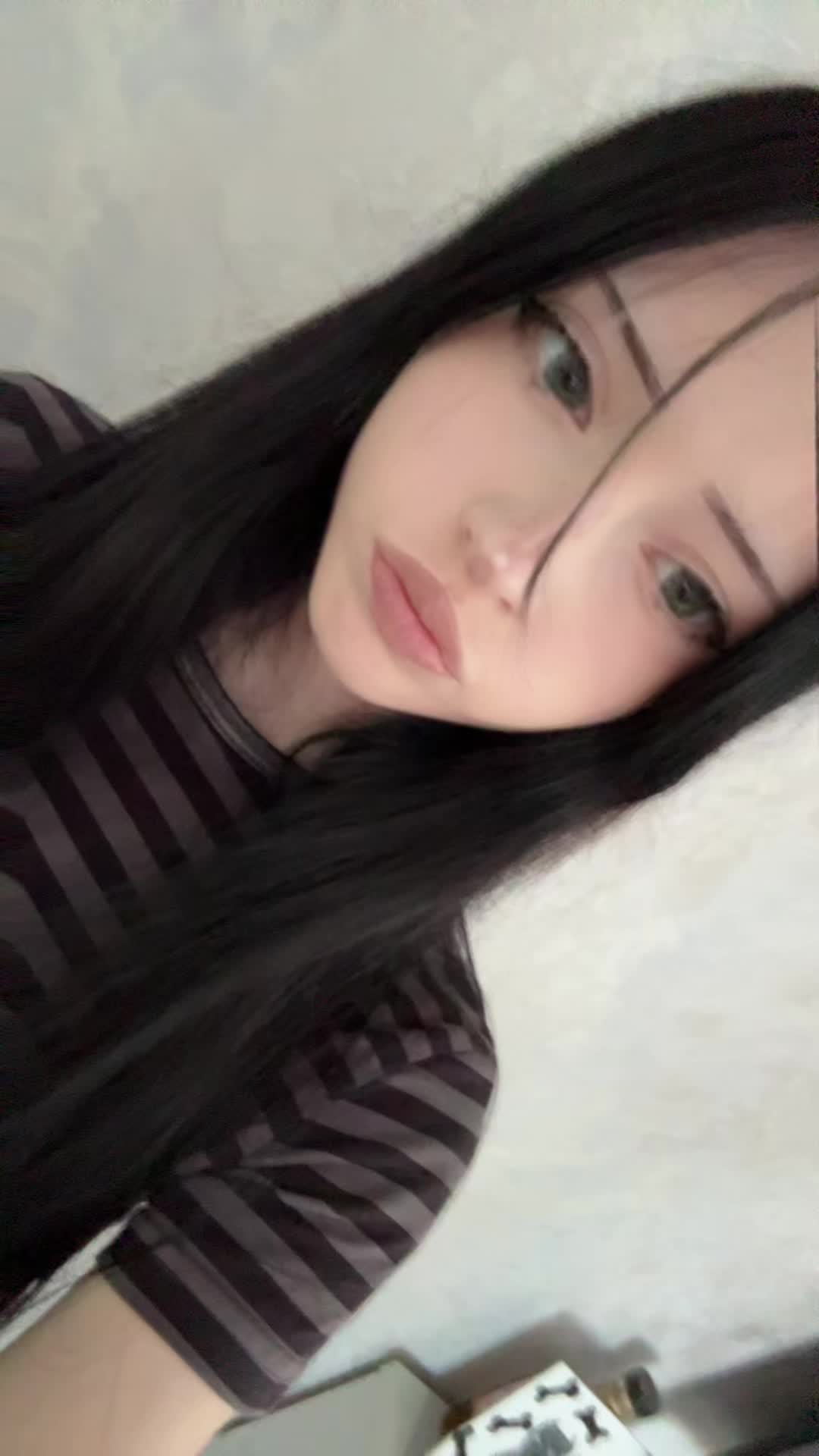 @hiklliryss