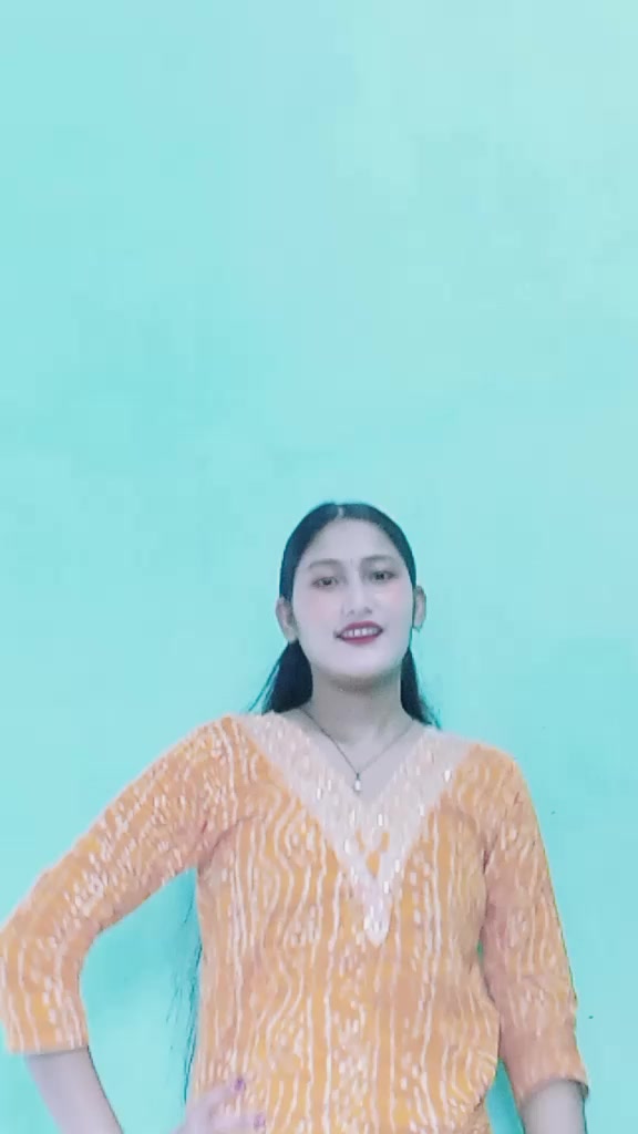 @Rekhuu 🥀💗🦚🌷