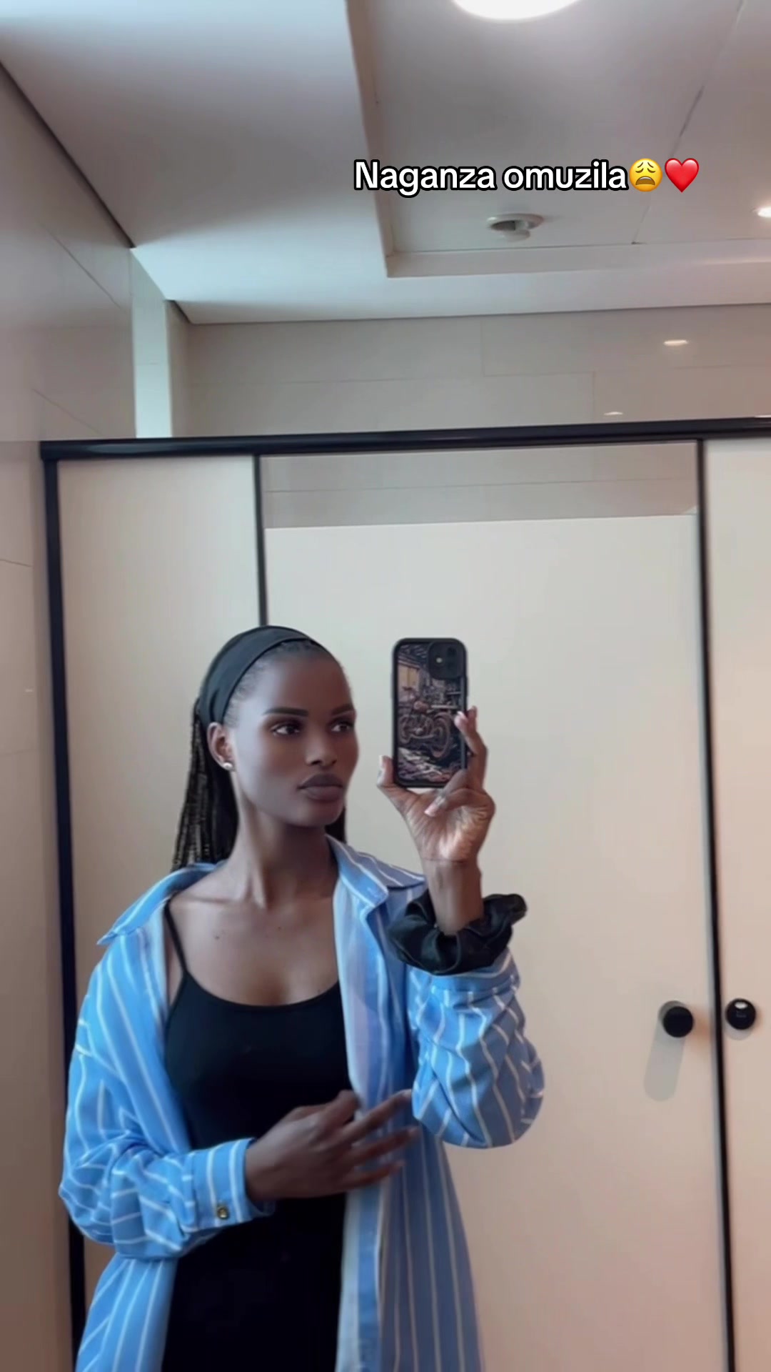 @️Vee💋